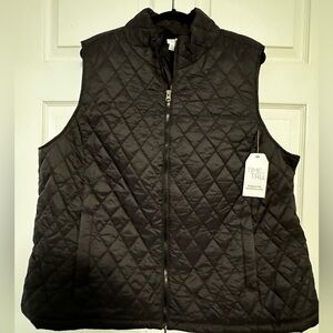 Time & Tru Women’s 1X lightweight black puffer vest